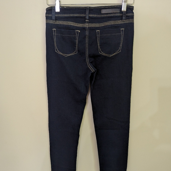 Foxy Jeans Dark Denim Skinny Jeans size 28, 36" inseam - Picture 5 of 9